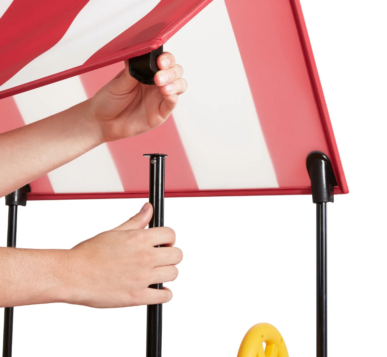 Play & Fold Away Pirate Ship - Image 12